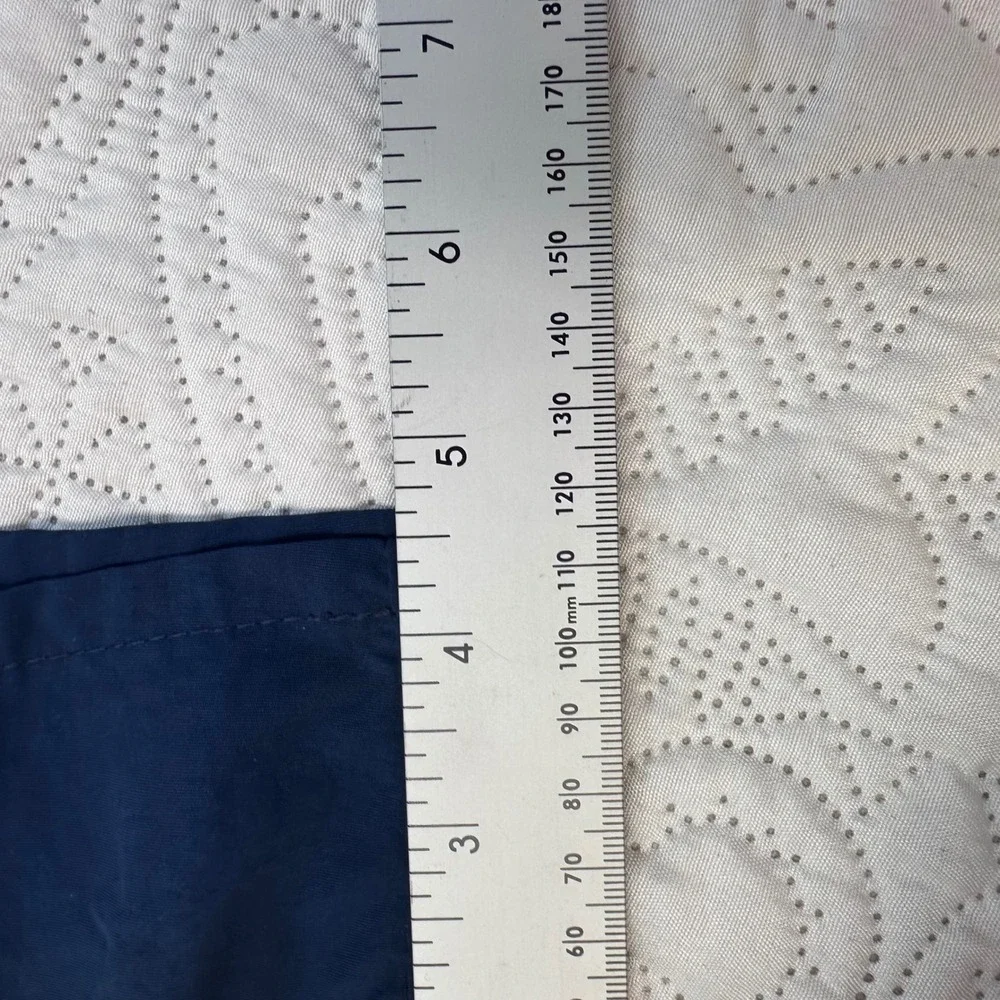 Patagonia Baggies Shorts Navy Blue Recycled Nylon Mens Small 5 inch Inseam
